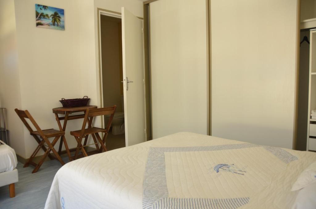 Les Chambres Des Gites Des Isles Barneville-Carteret Kamer foto