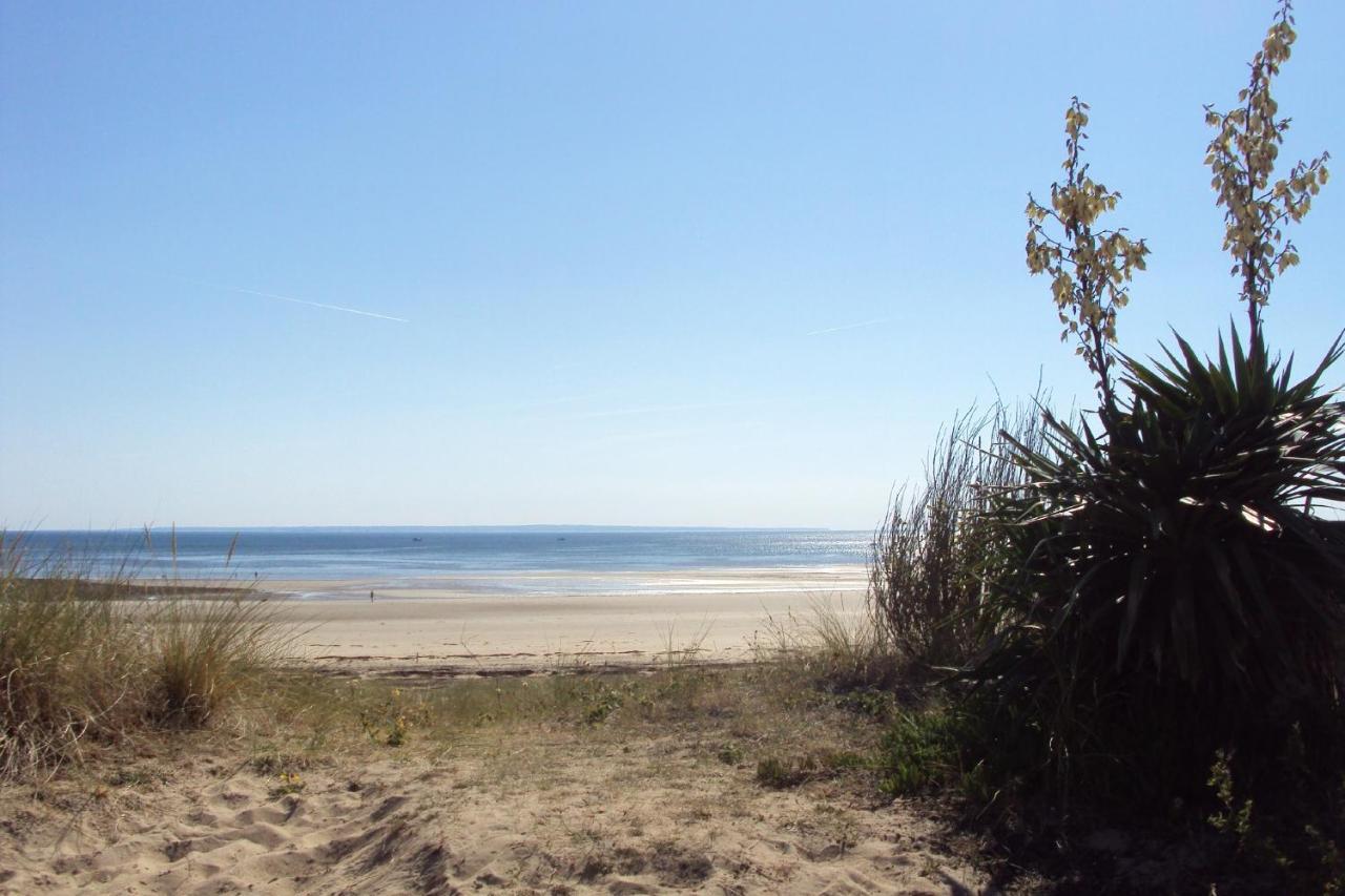 Les Chambres Des Gites Des Isles Barneville-Carteret Buitenkant foto